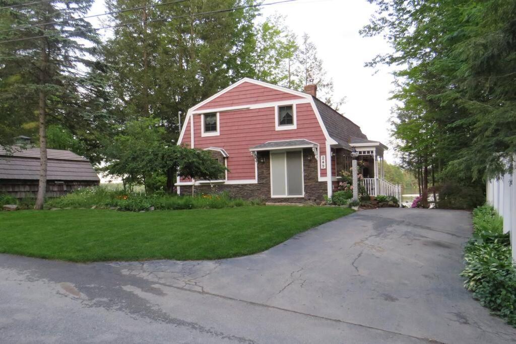 Grandview Gambrel