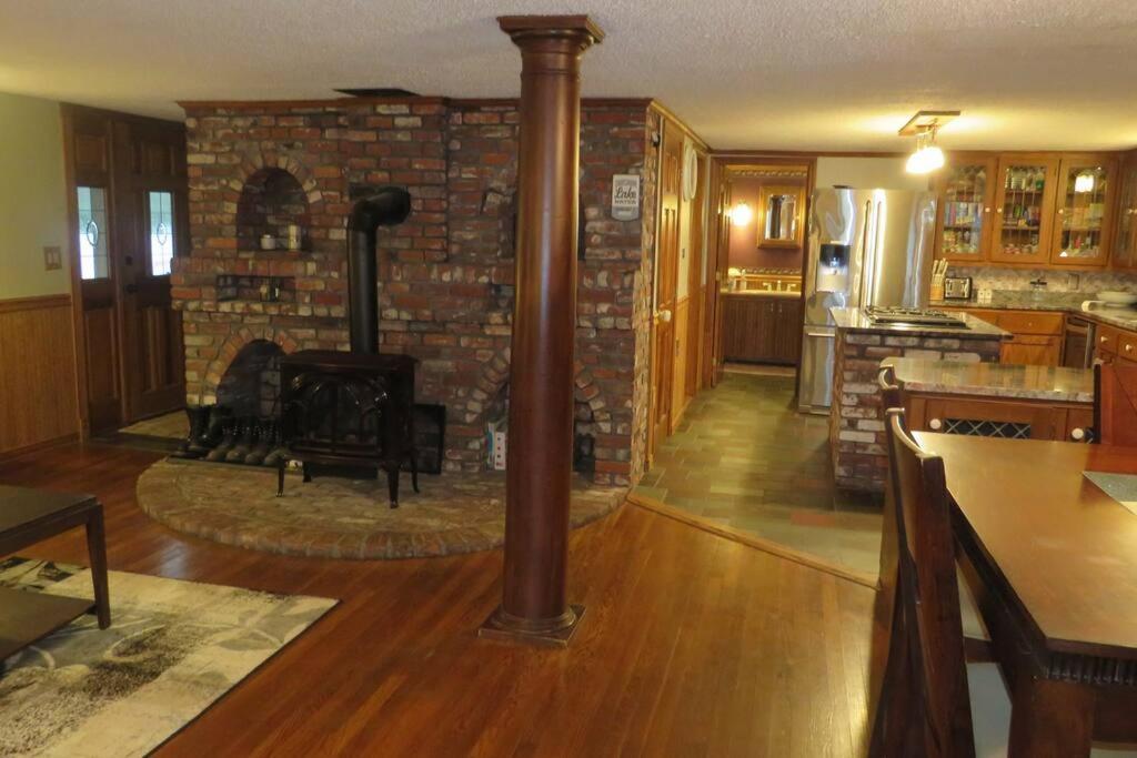 Grandview Gambrel