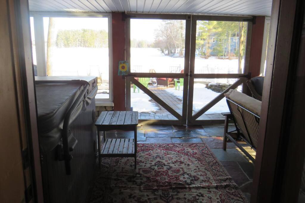 Grandview Gambrel