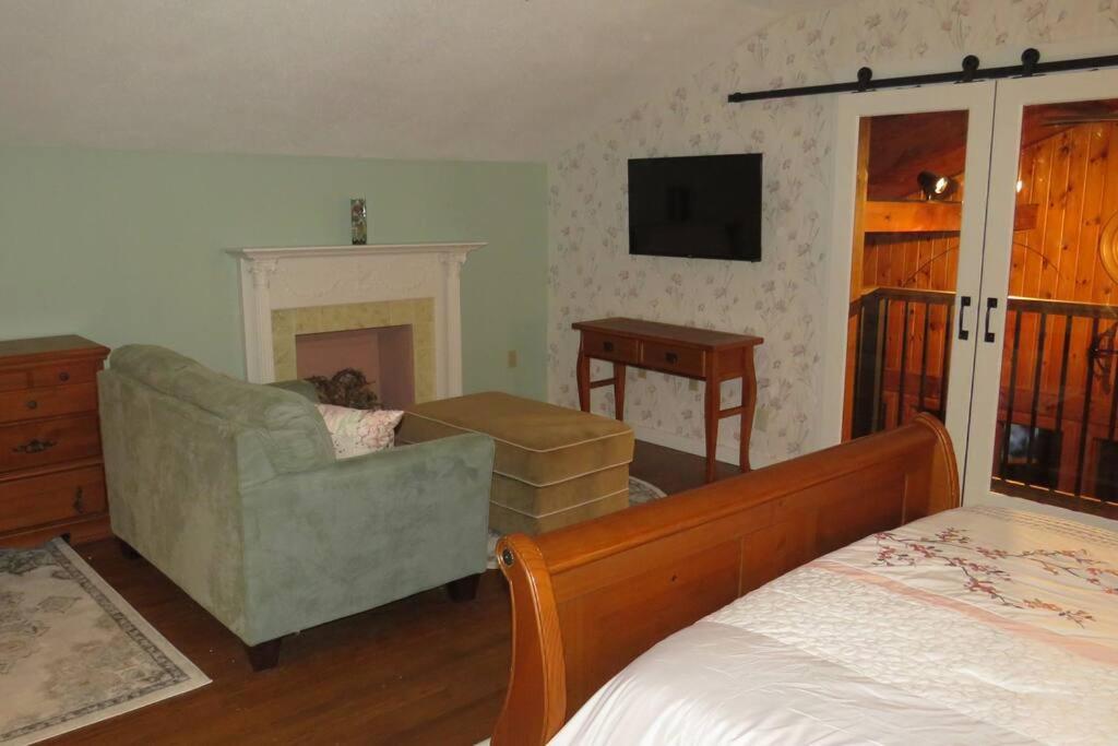 Grandview Gambrel