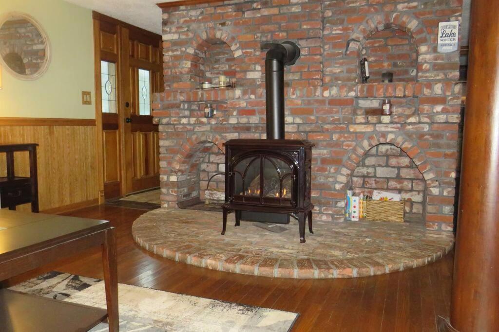 Grandview Gambrel