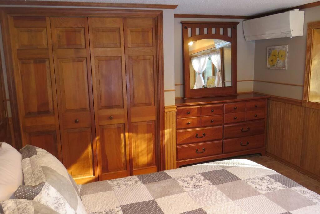 Grandview Gambrel