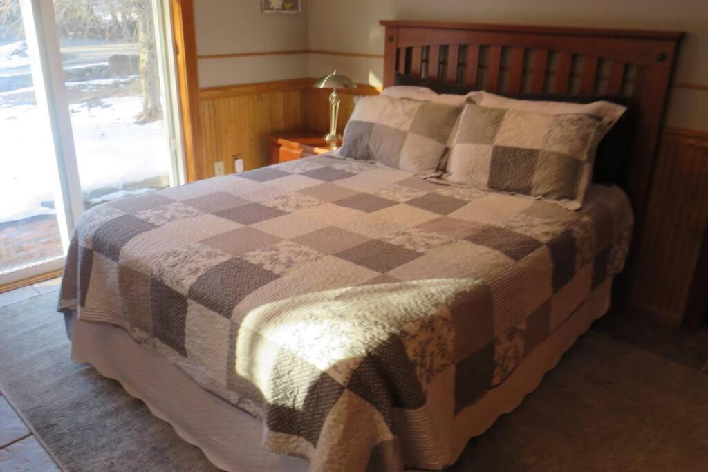 Grandview Gambrel