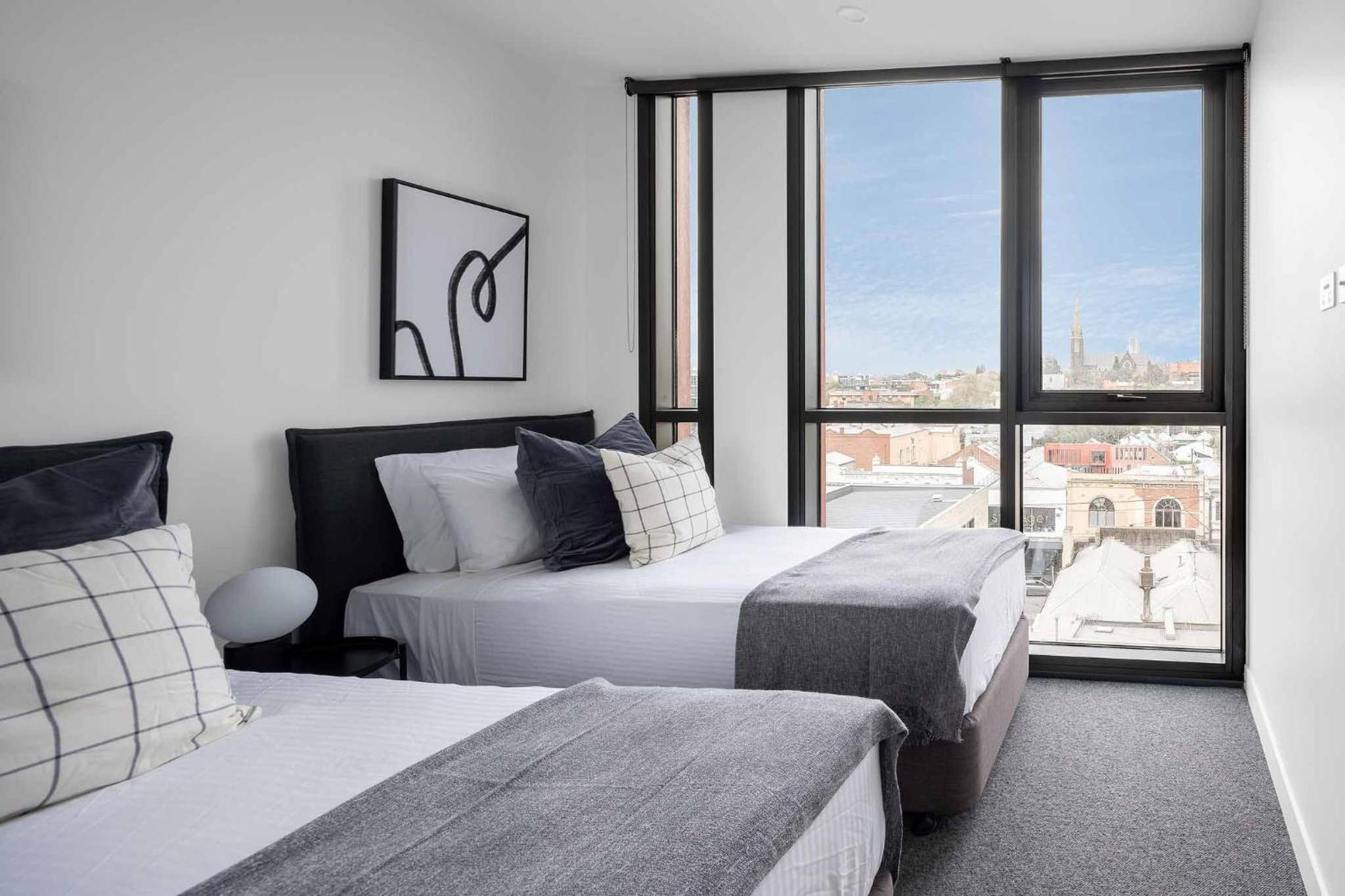 Richmond Apartments with Urban Rest
