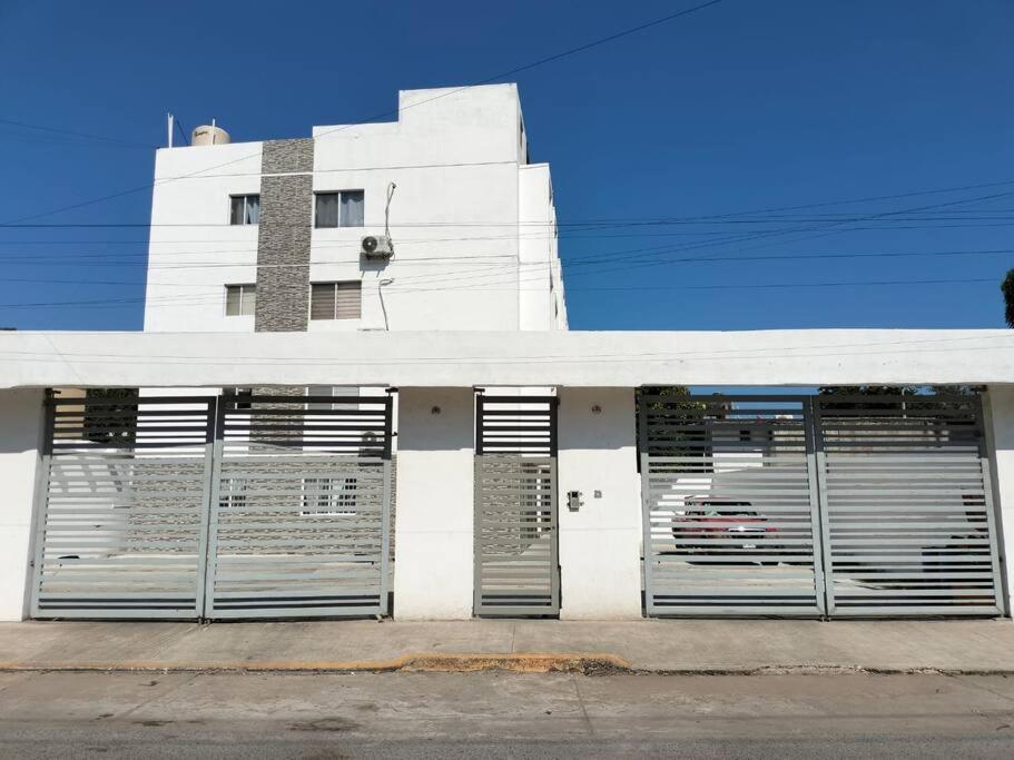 departamento nuevo y lujoso ,tranquilo,cómodo cerca de la playa y del centro de la ciudad