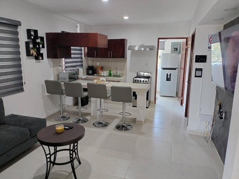 departamento nuevo y lujoso ,tranquilo,cómodo cerca de la playa y del centro de la ciudad