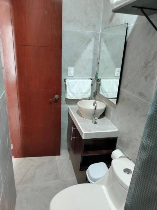 departamento nuevo y lujoso ,tranquilo,cómodo cerca de la playa y del centro de la ciudad