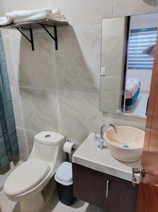 departamento nuevo y lujoso ,tranquilo,cómodo cerca de la playa y del centro de la ciudad