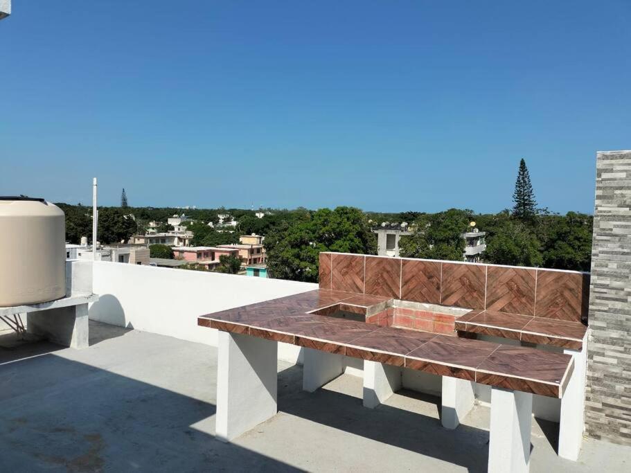 departamento nuevo y lujoso ,tranquilo,cómodo cerca de la playa y del centro de la ciudad