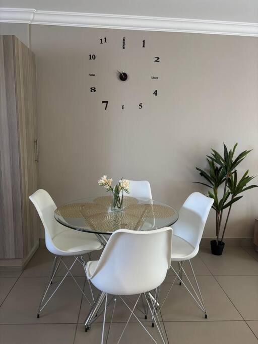Luxury & Secure apartment - Fourways view 5
