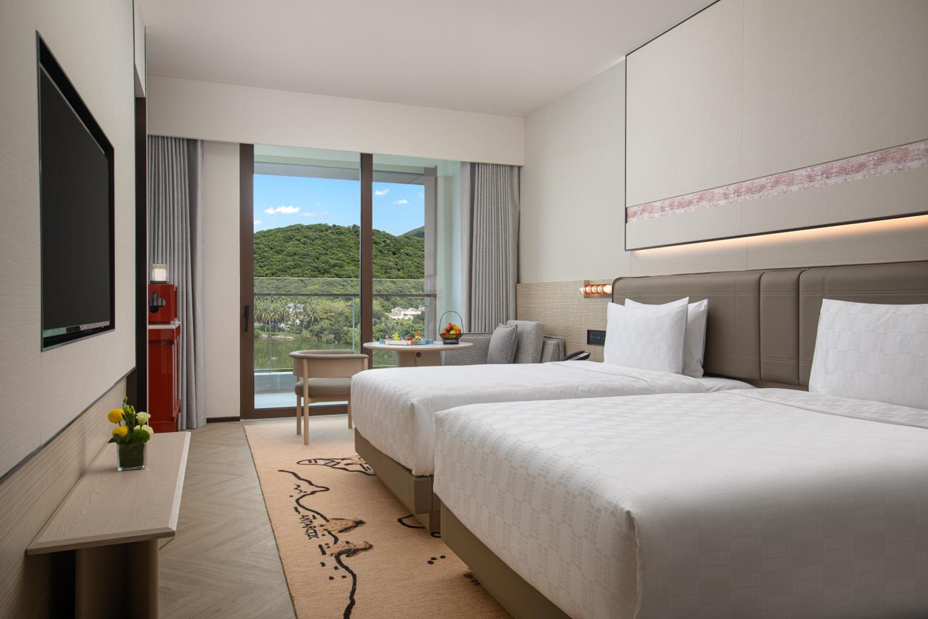 HUALUXE Sanya Yalong Bay Resort