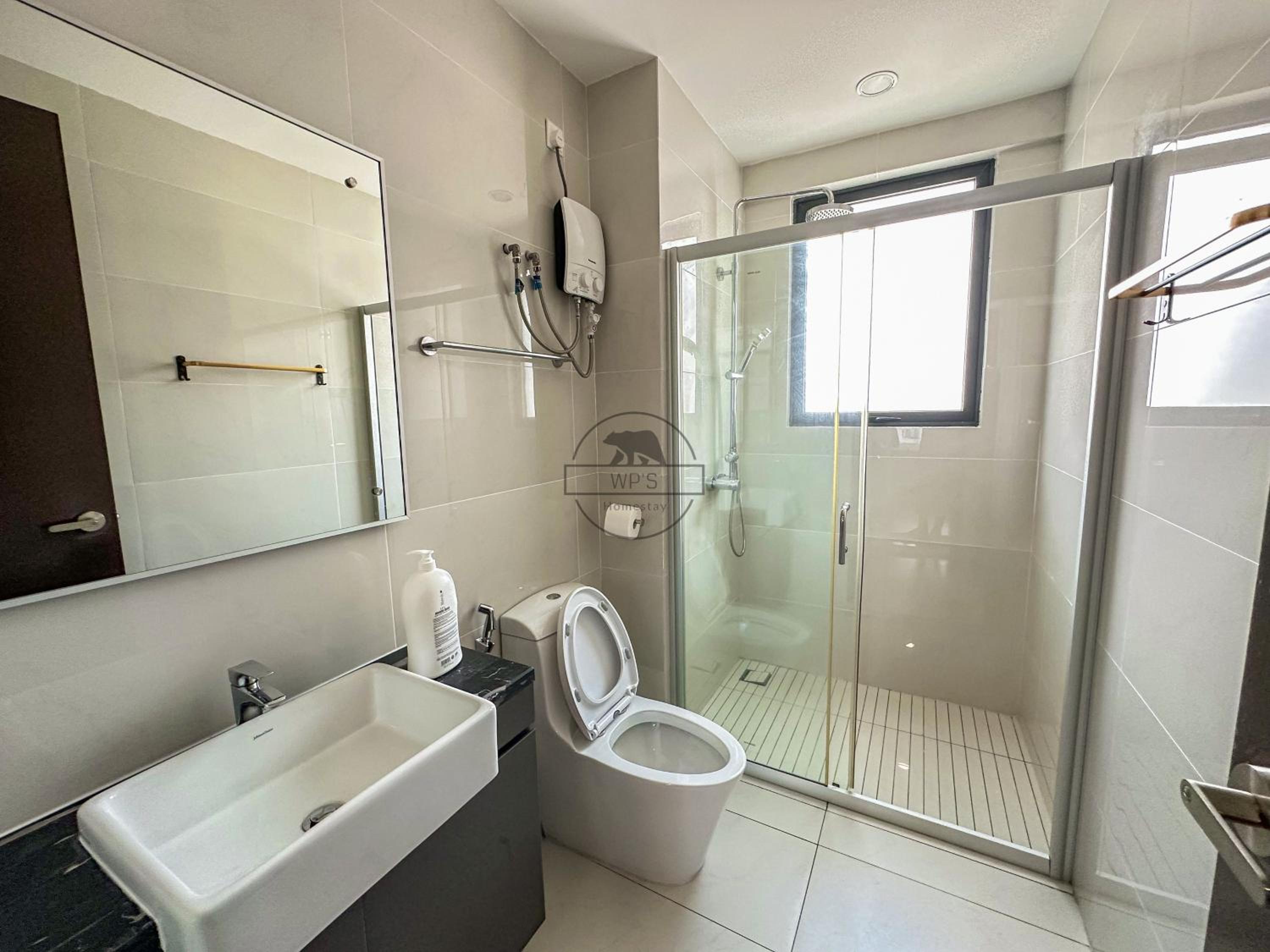 DangaBay Seaview 3BedRoom by WP HOMESTAY