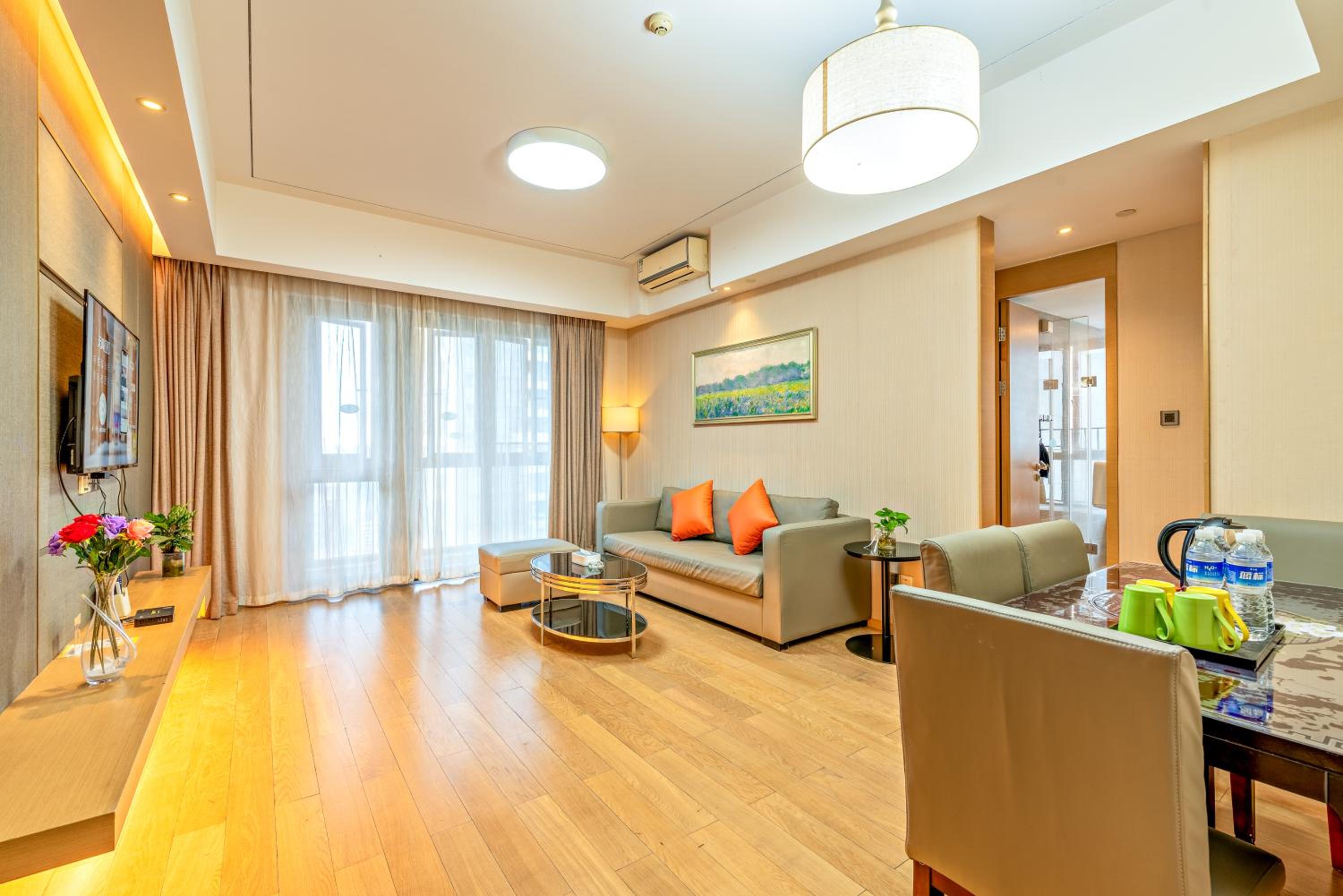 Clovis Apartment广交会期间免费穿梭巴士
