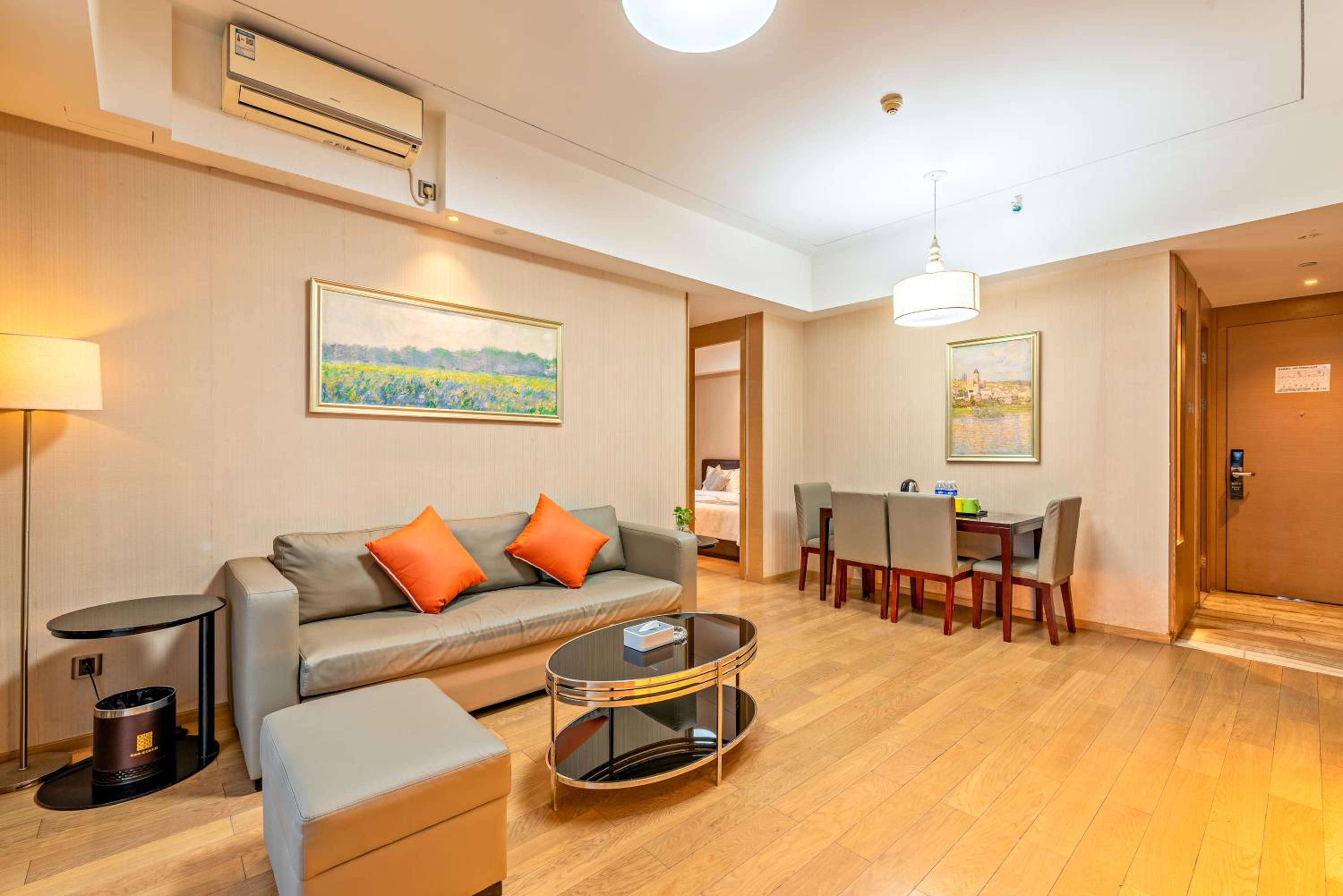 Clovis Apartment广交会期间免费穿梭巴士