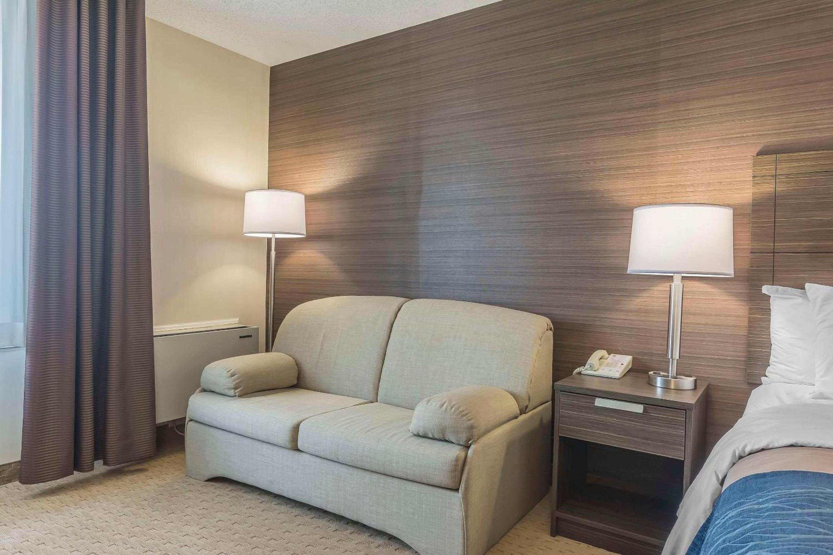 Levis Vacations - Comfort Inn - Property Image 16
