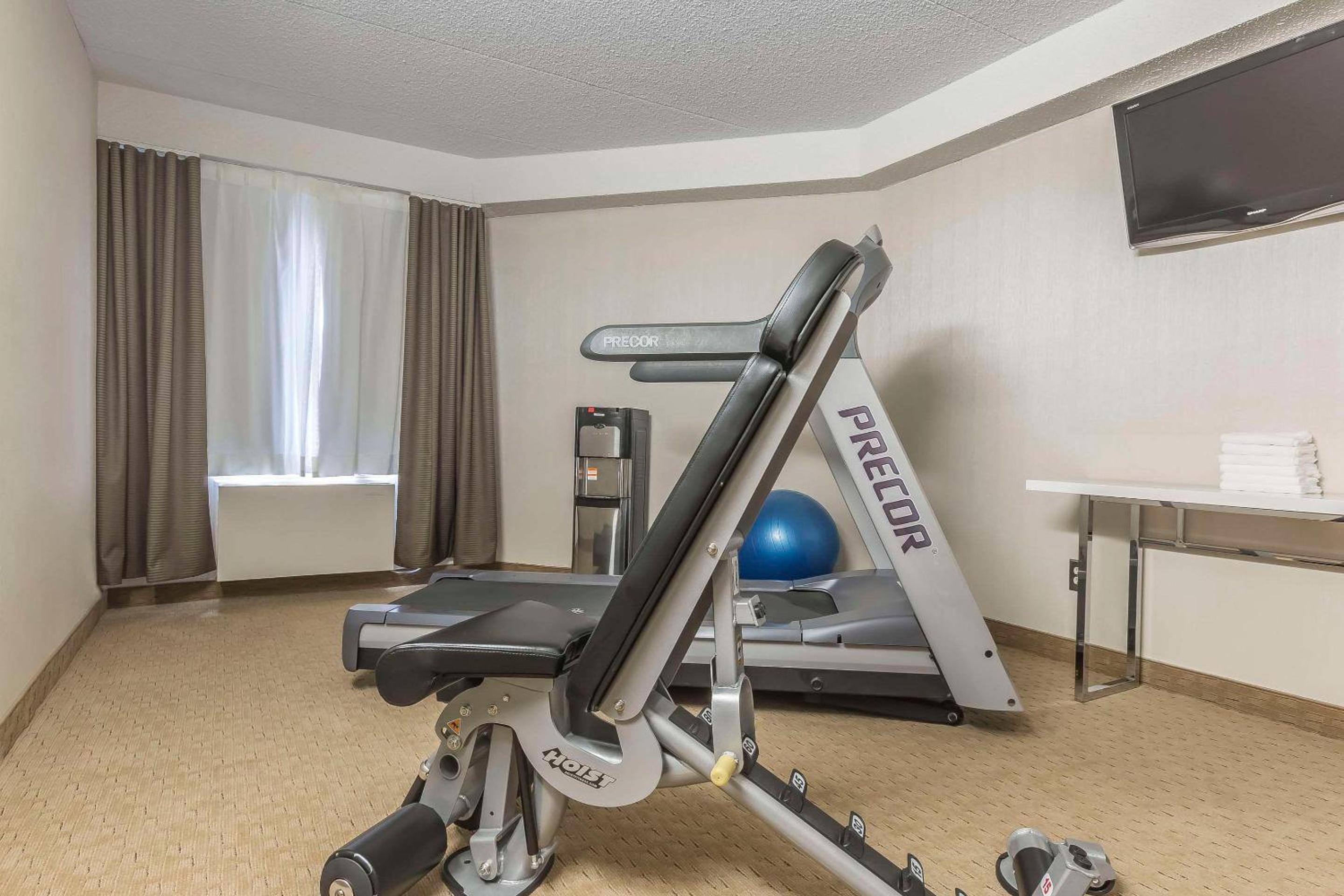 Levis Vacations - Comfort Inn - Property Image 7
