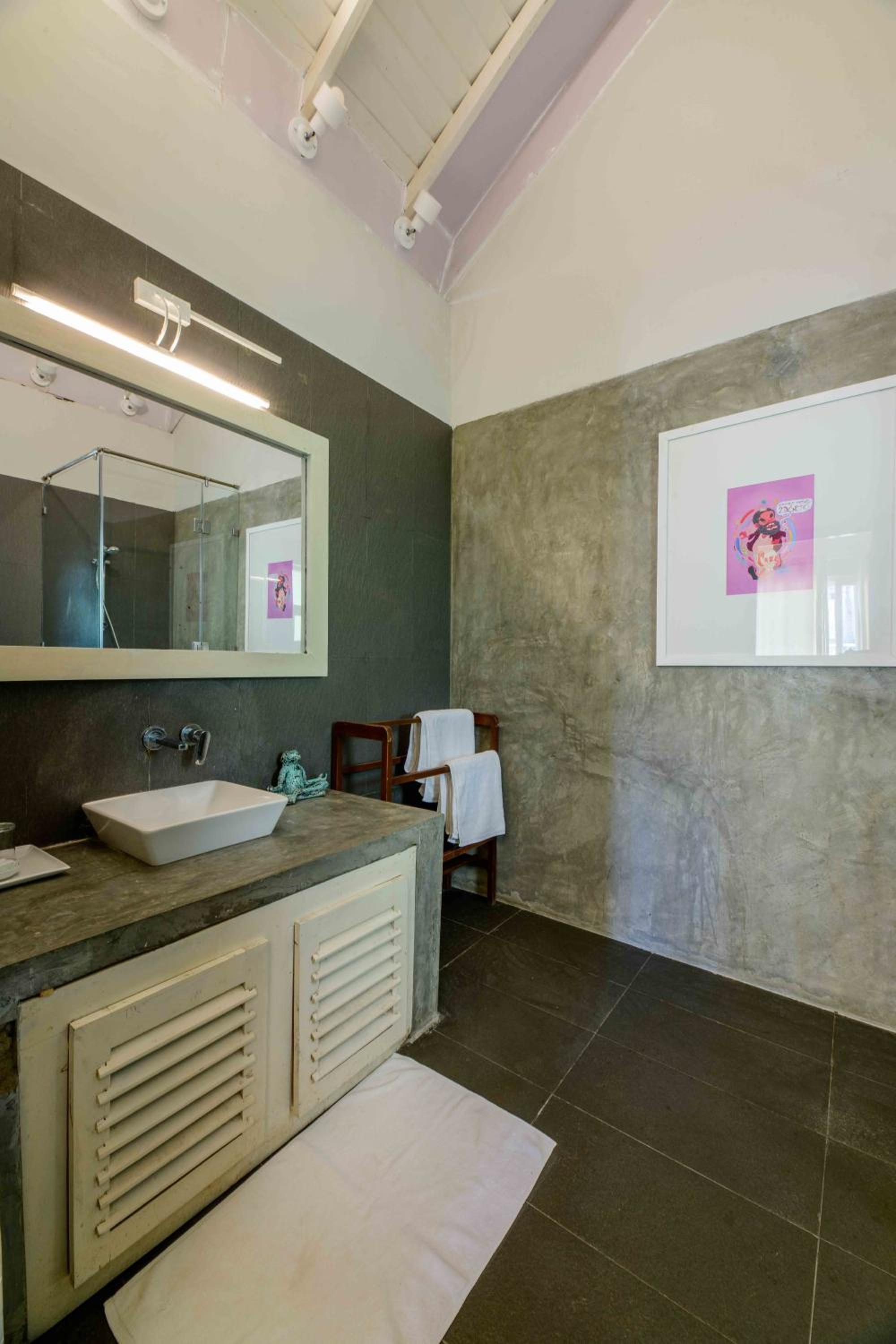 Bedrock Beach Villas view 3
