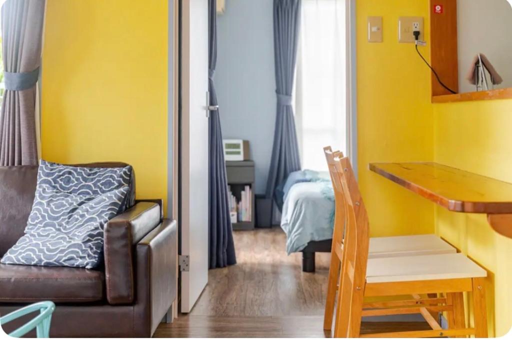 hotel room