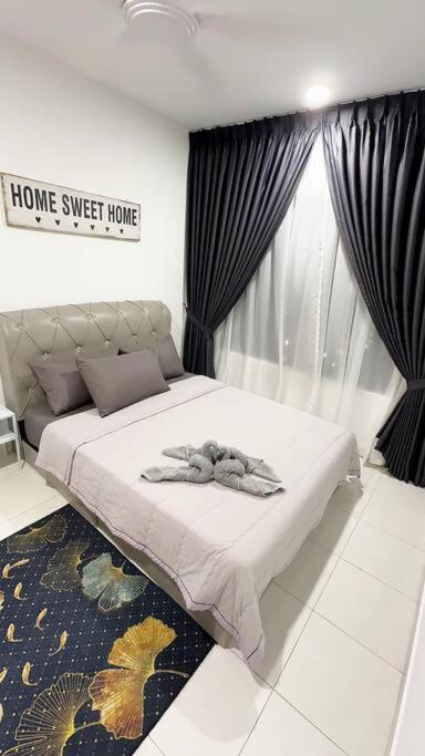 Ita Ahmat Homestay Kota Warisan- Near KLIA photo 6