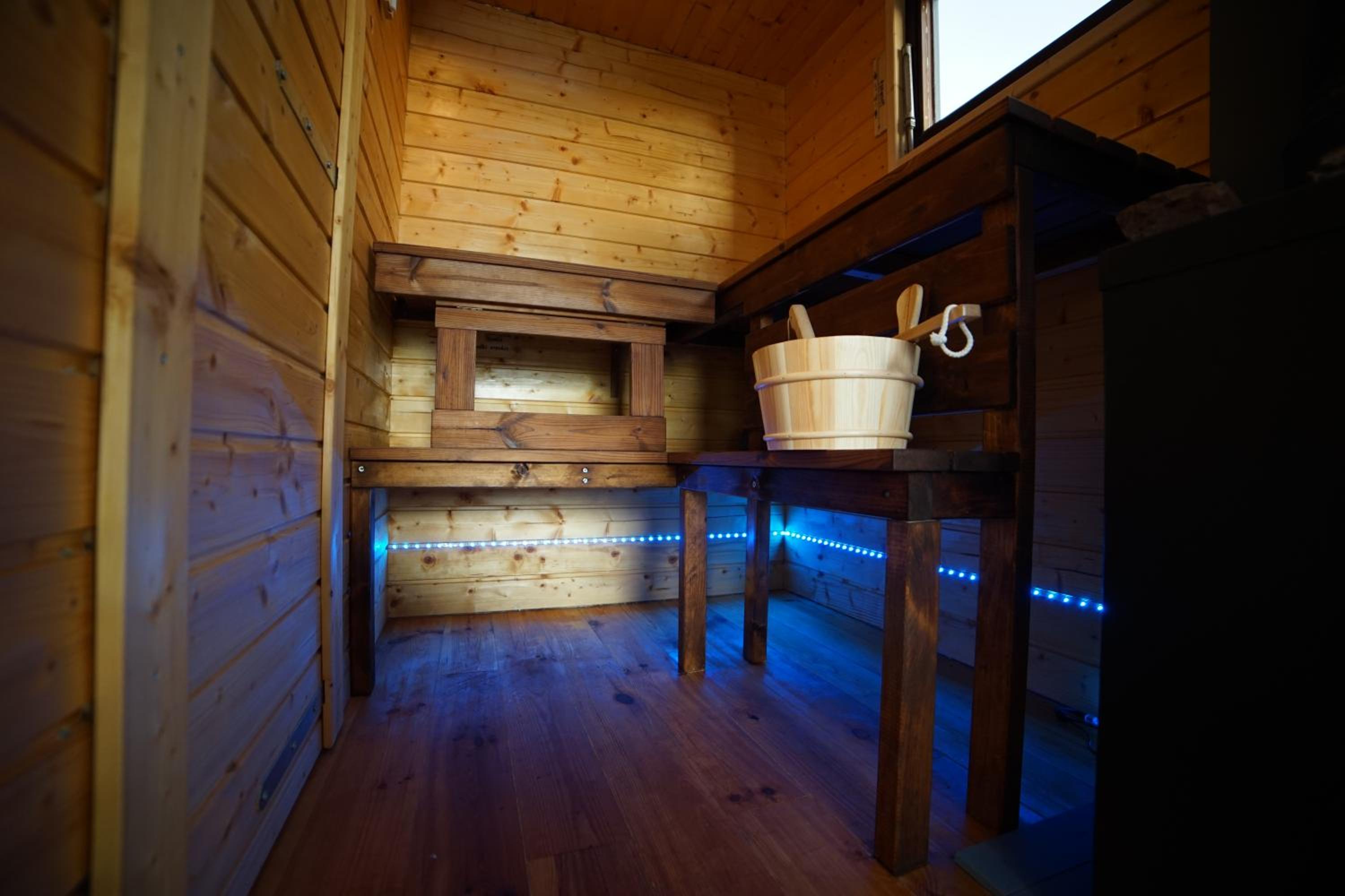 Tiny House Pod Třešní