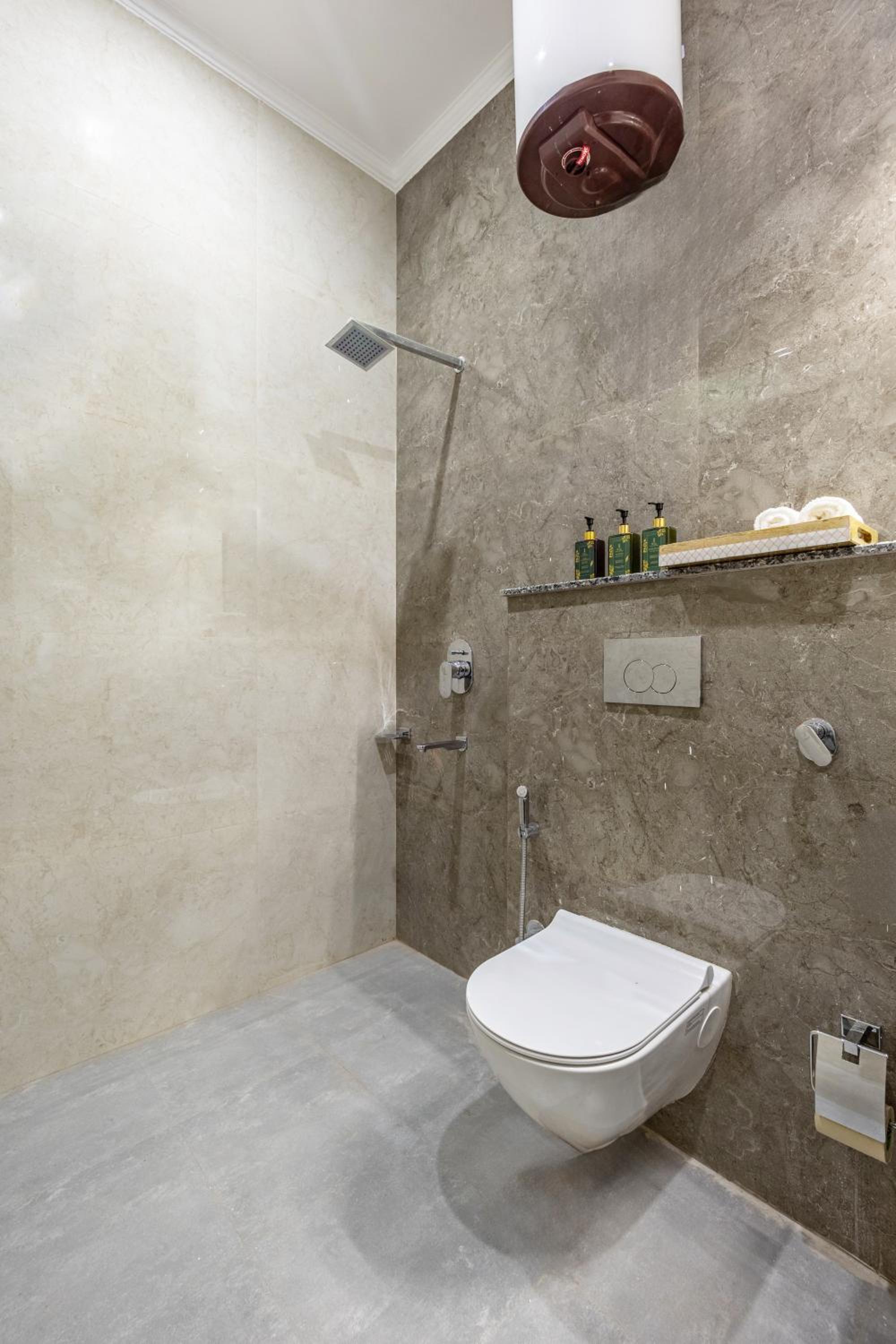 ELIVAAS 5 BHK With Pvt Pool & Garden - Zenora view 2