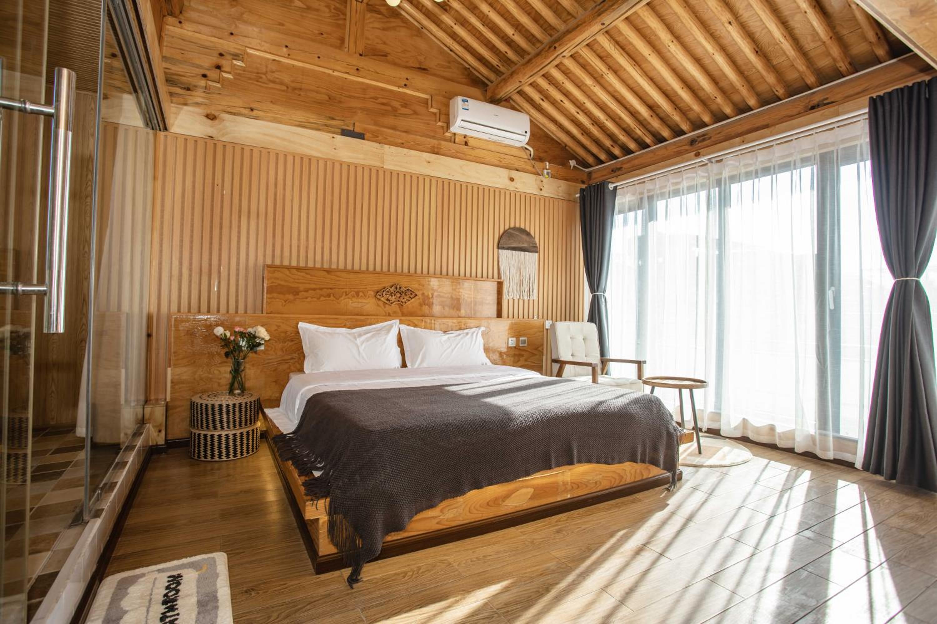 Dali Jishi Hotel