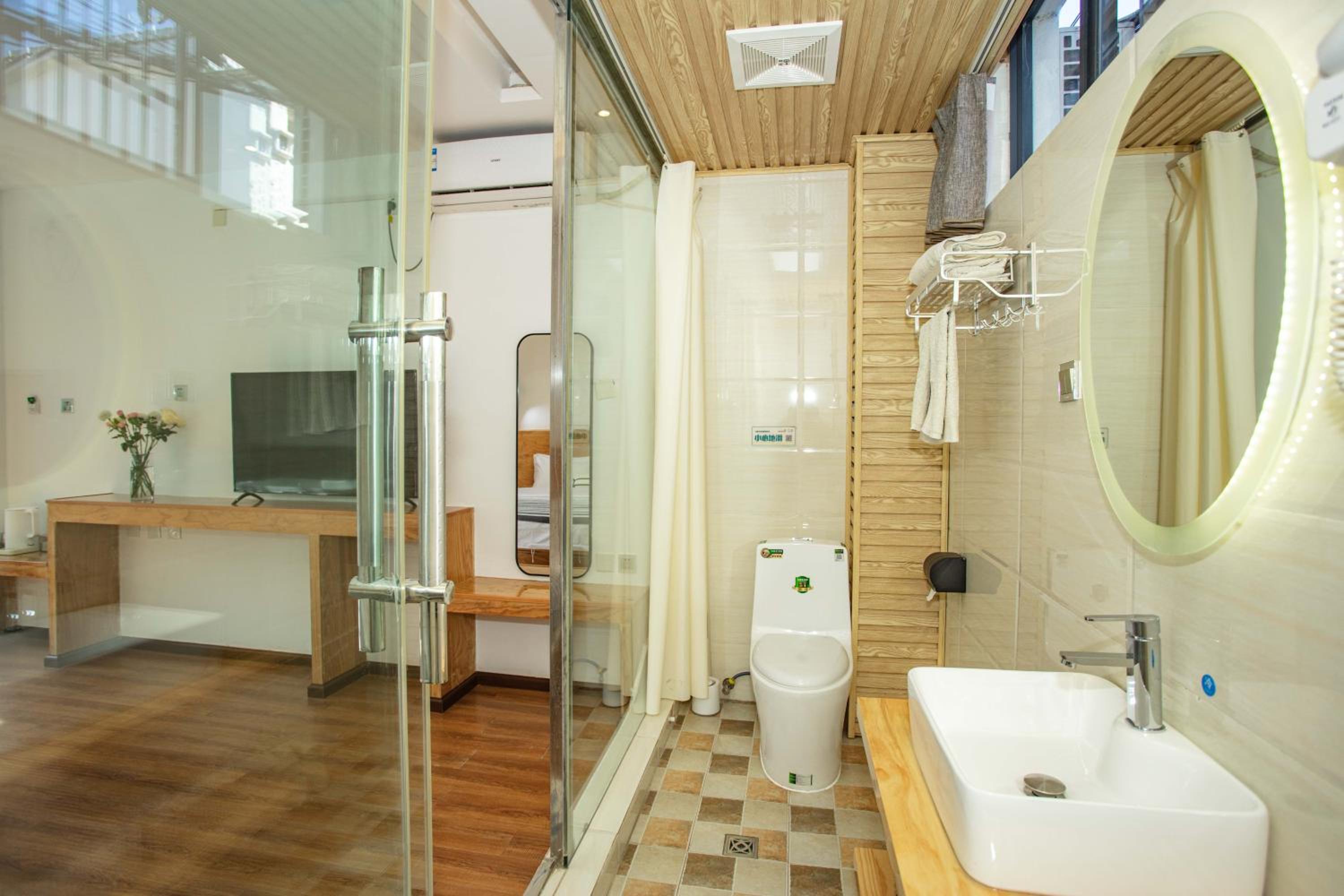 Dali Jishi Hotel