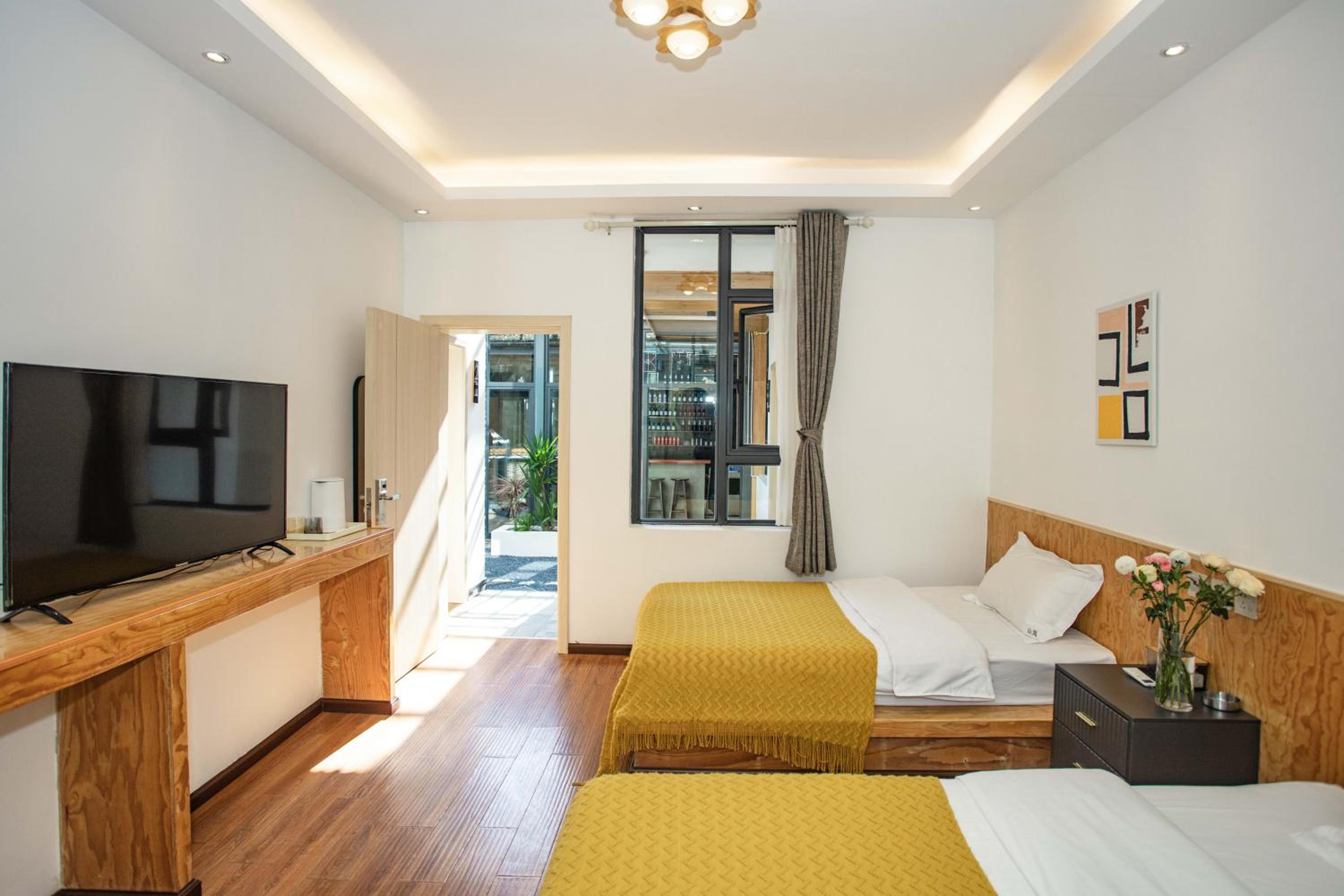 Dali Jishi Hotel