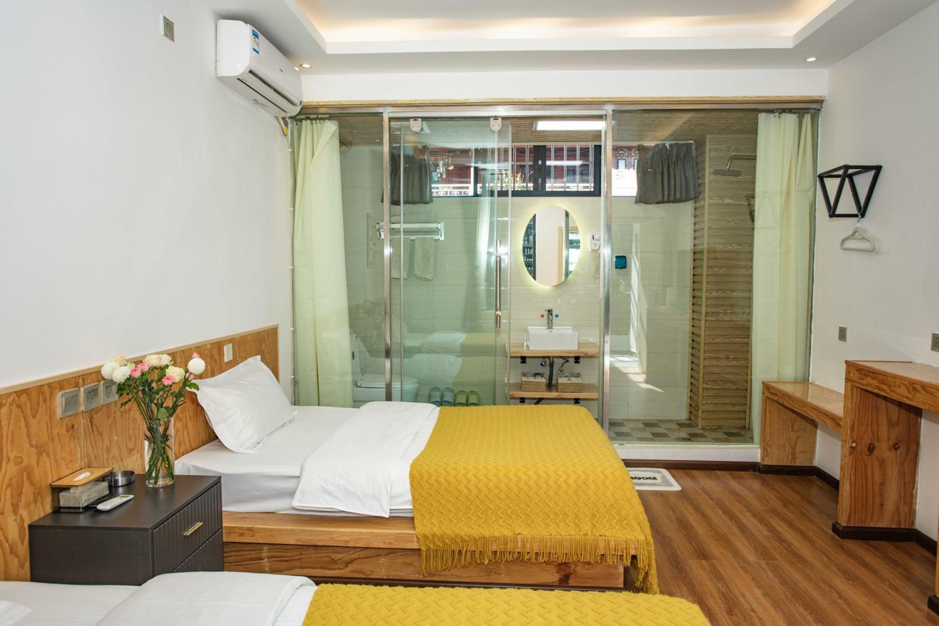 Dali Jishi Hotel