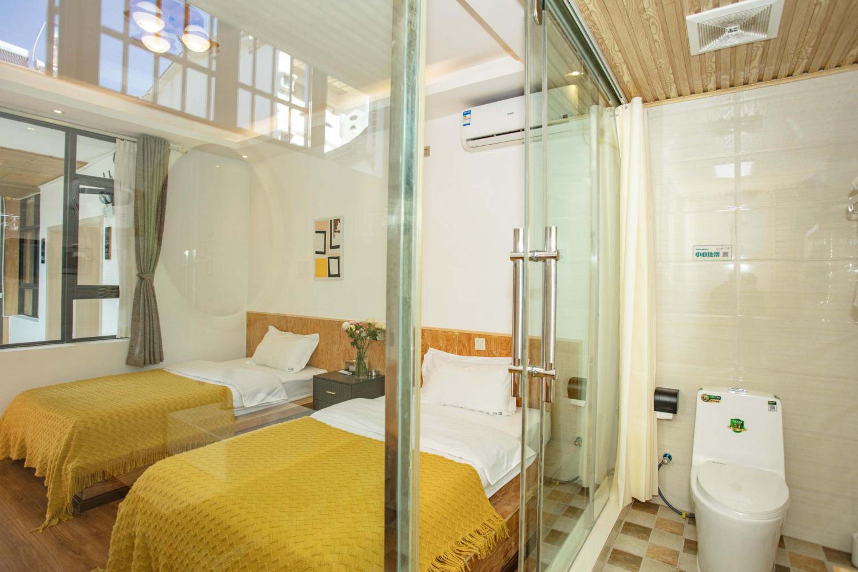Dali Jishi Hotel