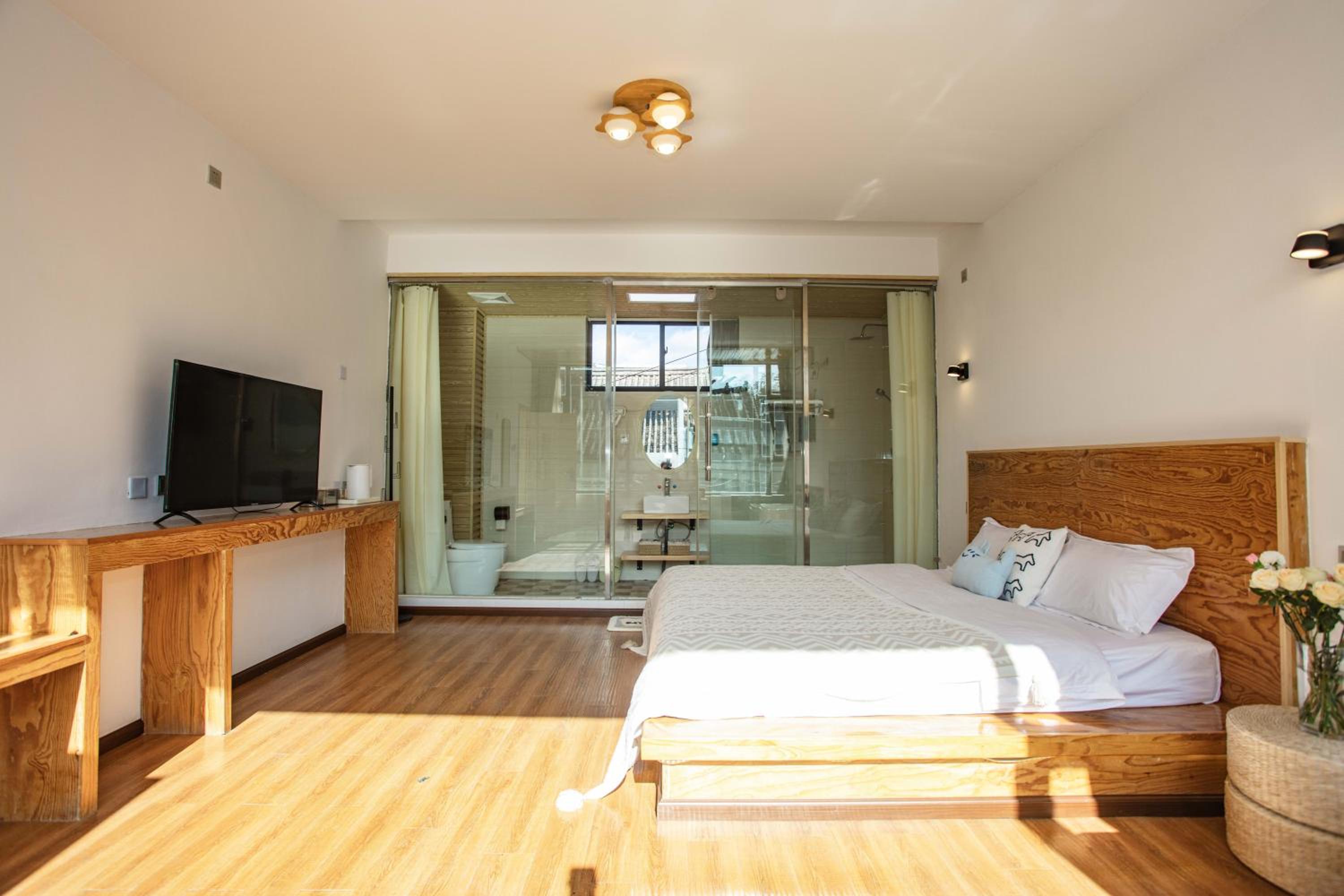 Dali Jishi Hotel