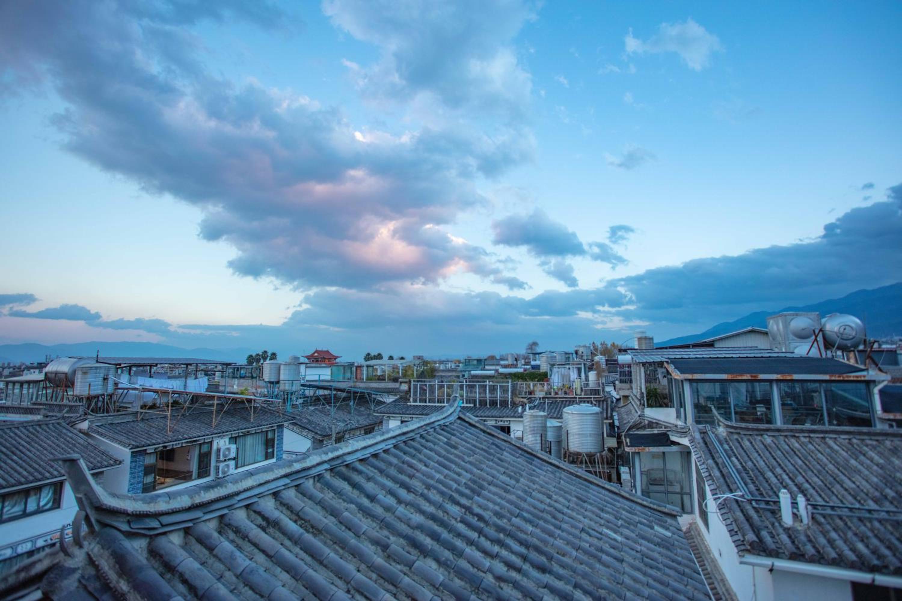 Dali Jishi Hotel