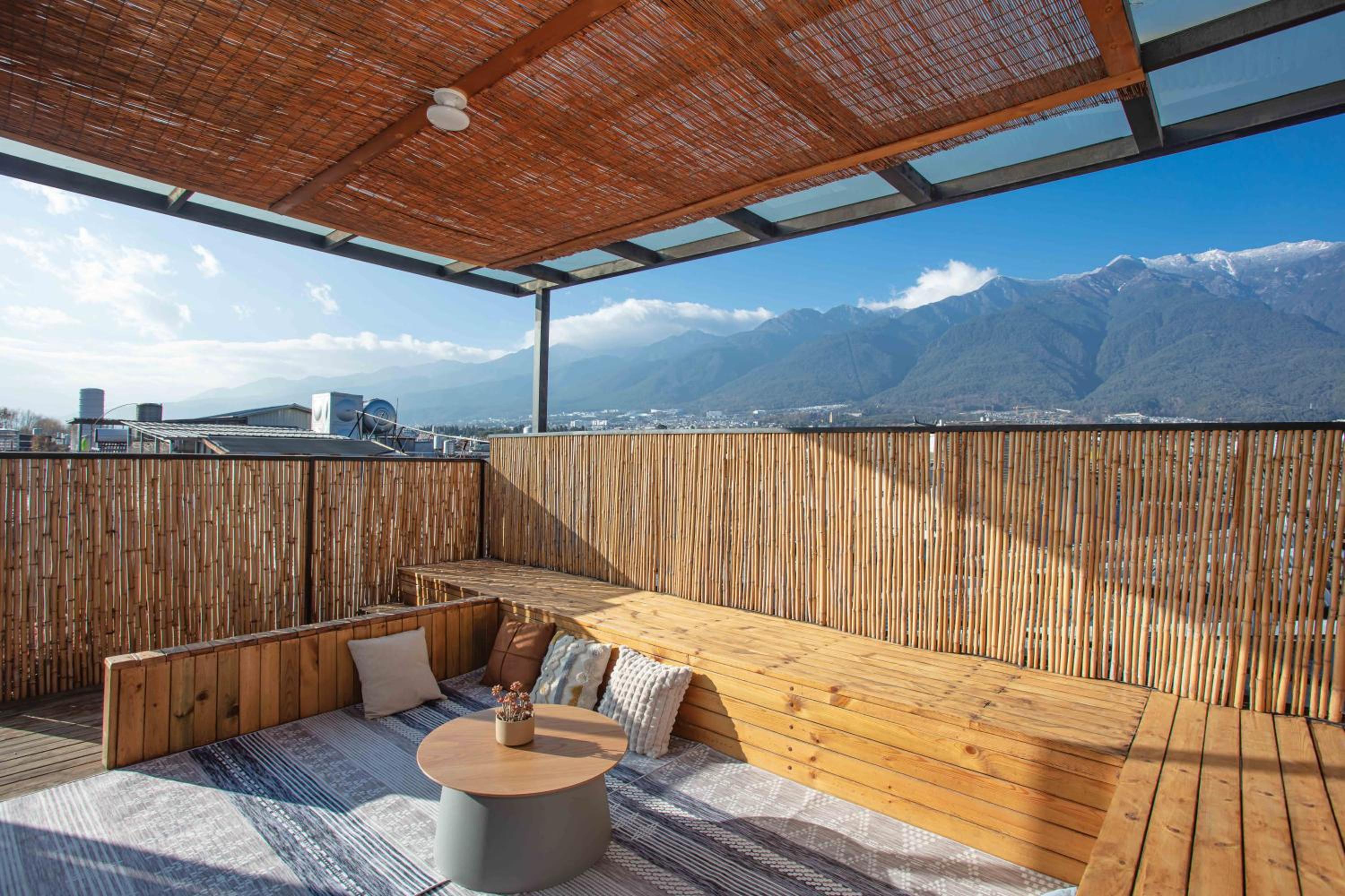 Dali Jishi Hotel