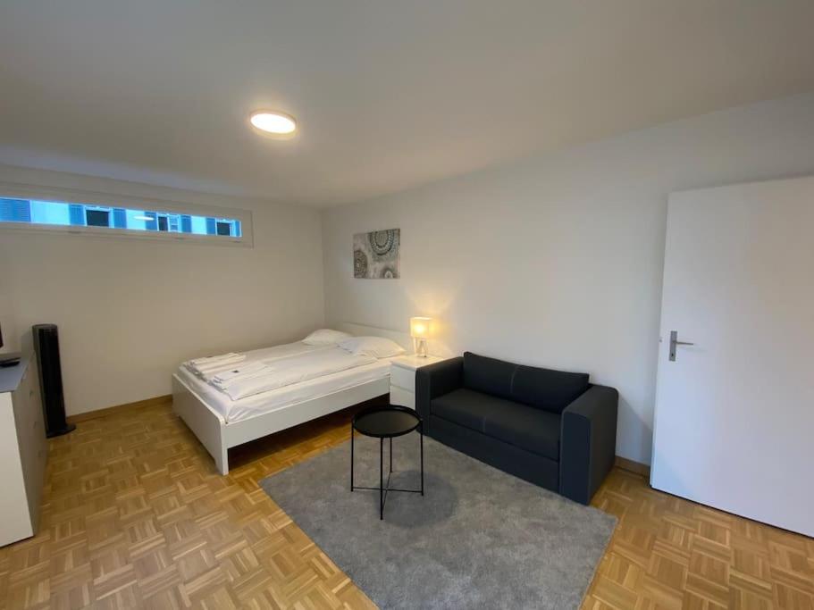 Practical studio in the city center - Art 7