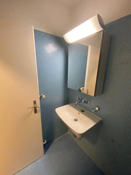 Practical studio in the city center - Art 7