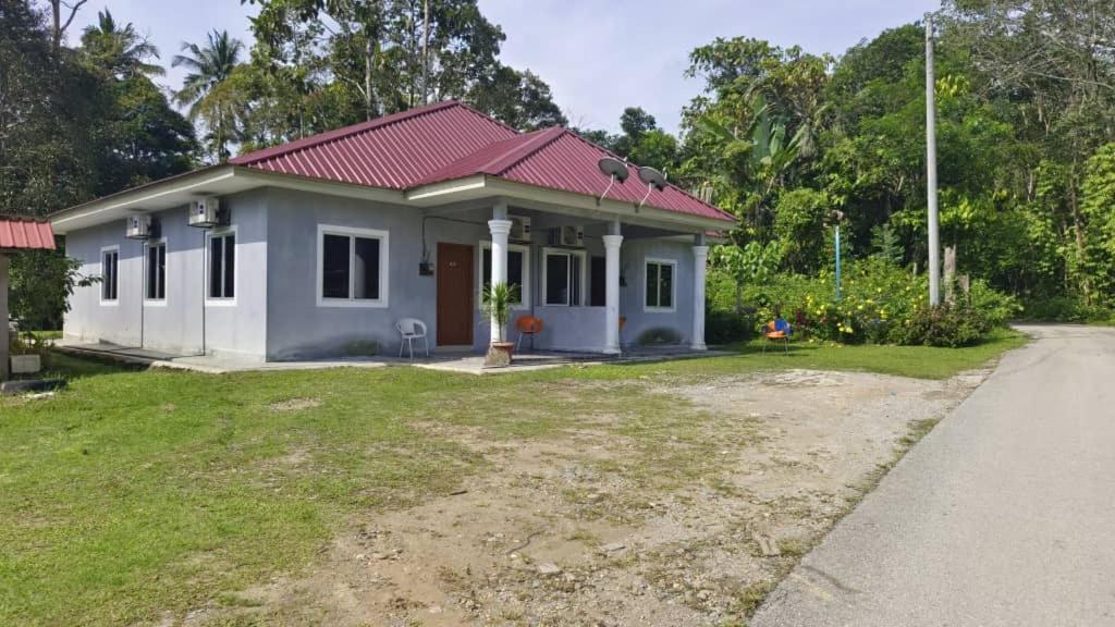 Mak Andak's Homestay photo 7