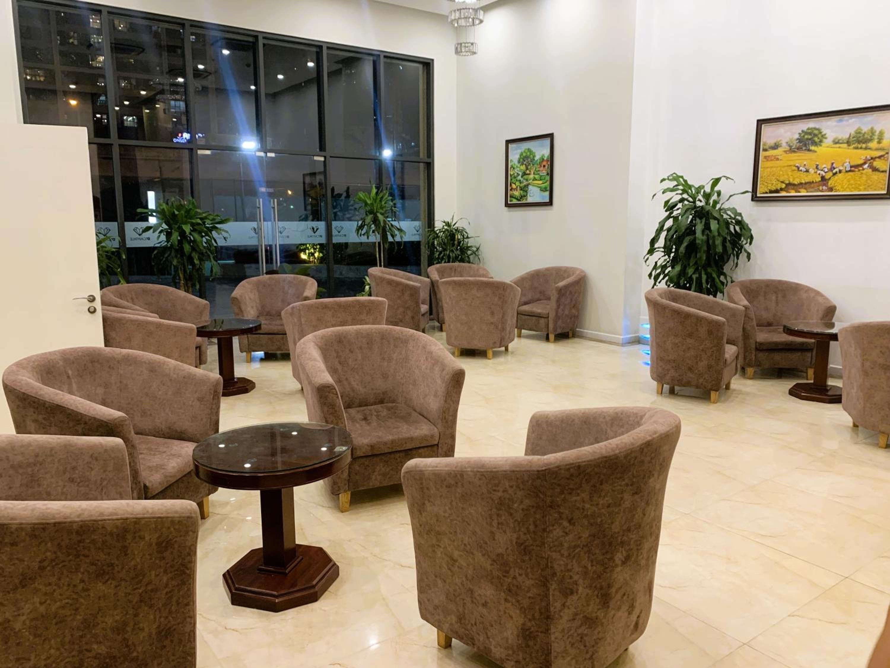 Sunny - D'capitale Tranquil Suites