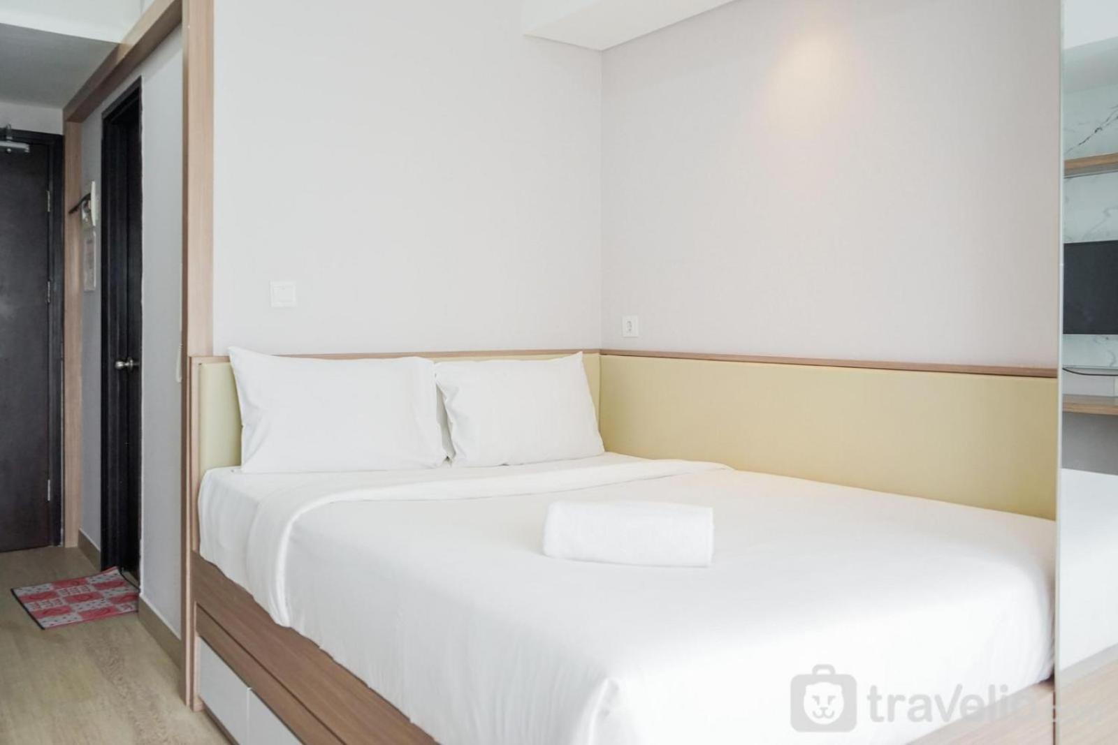 Cozy Room 2BR at 19 Avenue Apartment By Travelio