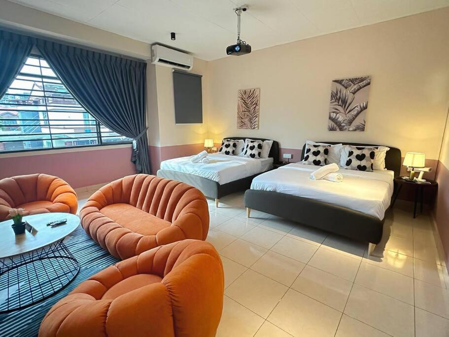 Loveable Home 4 Bedroom Mount Austin JB