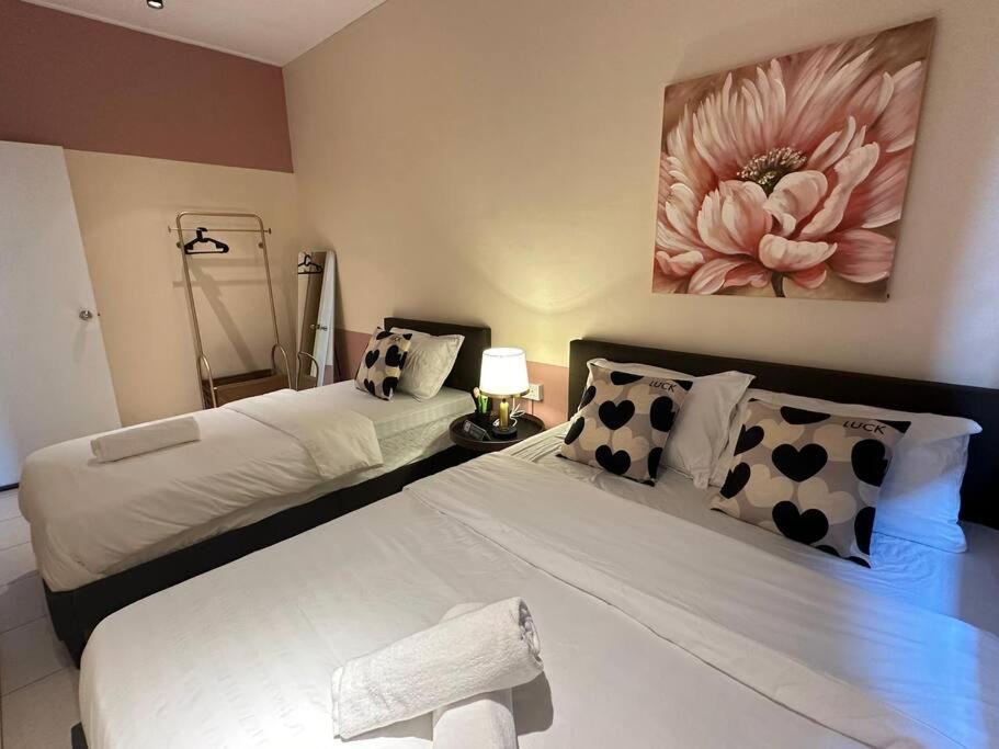 Loveable Home 4 Bedroom Mount Austin JB