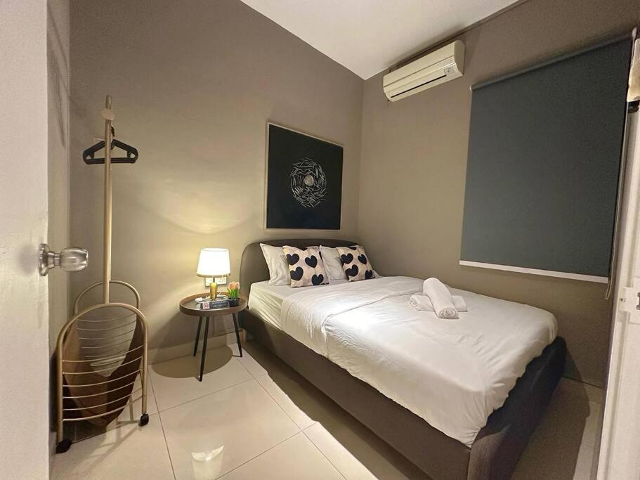 Loveable Home 4 Bedroom Mount Austin JB