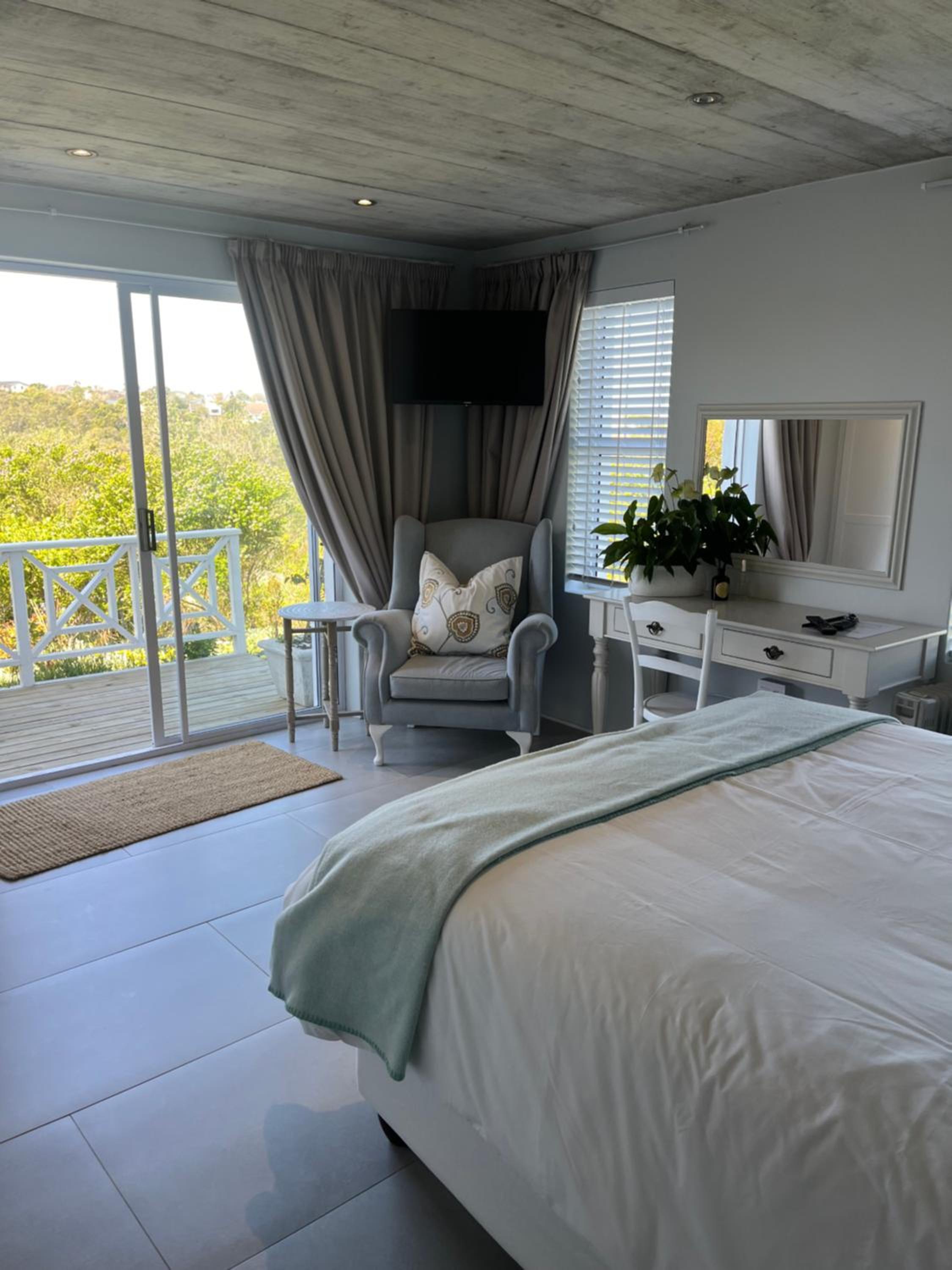 The Lily Suite view 3