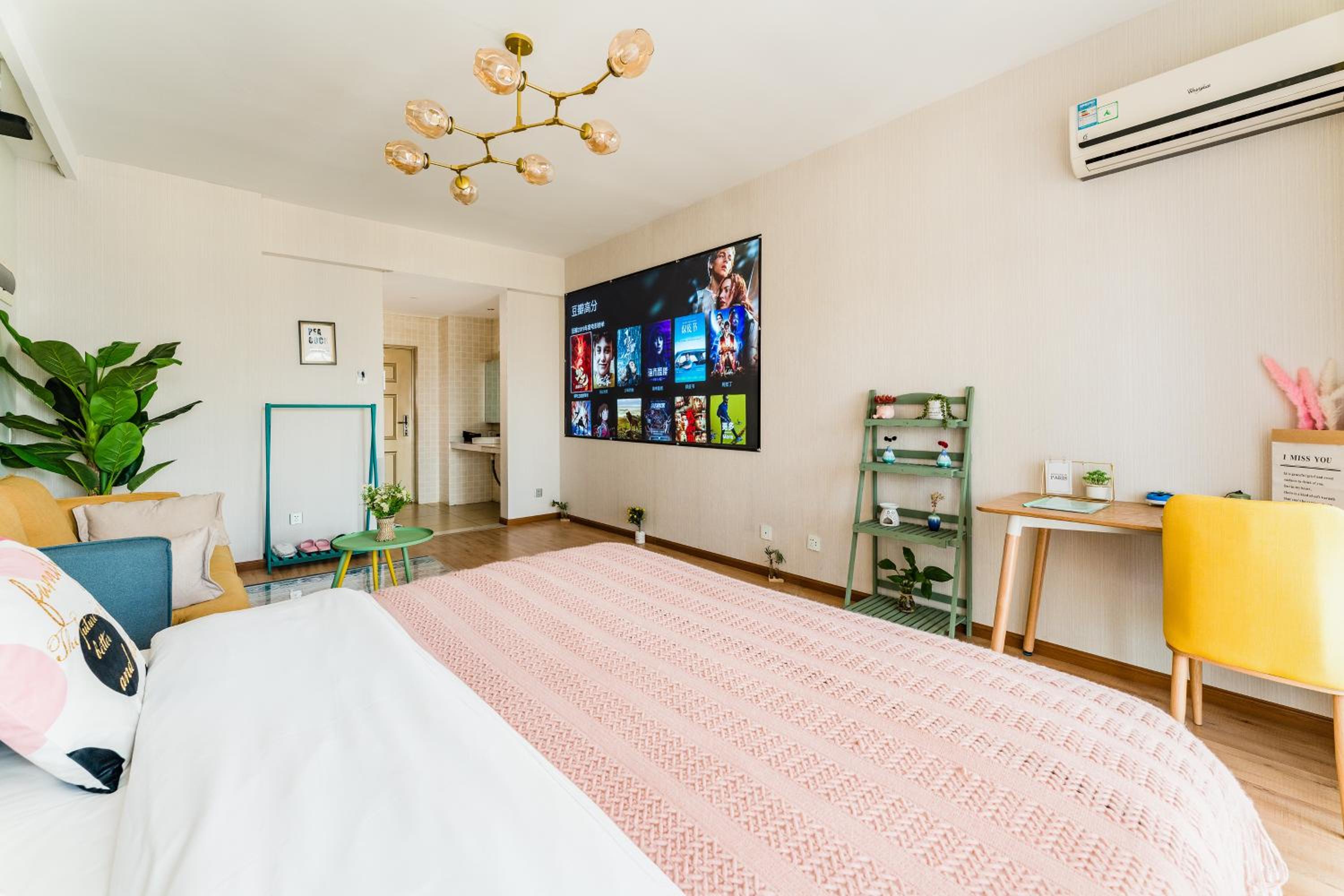 Kunming Qicaimen Shangpin Apartment