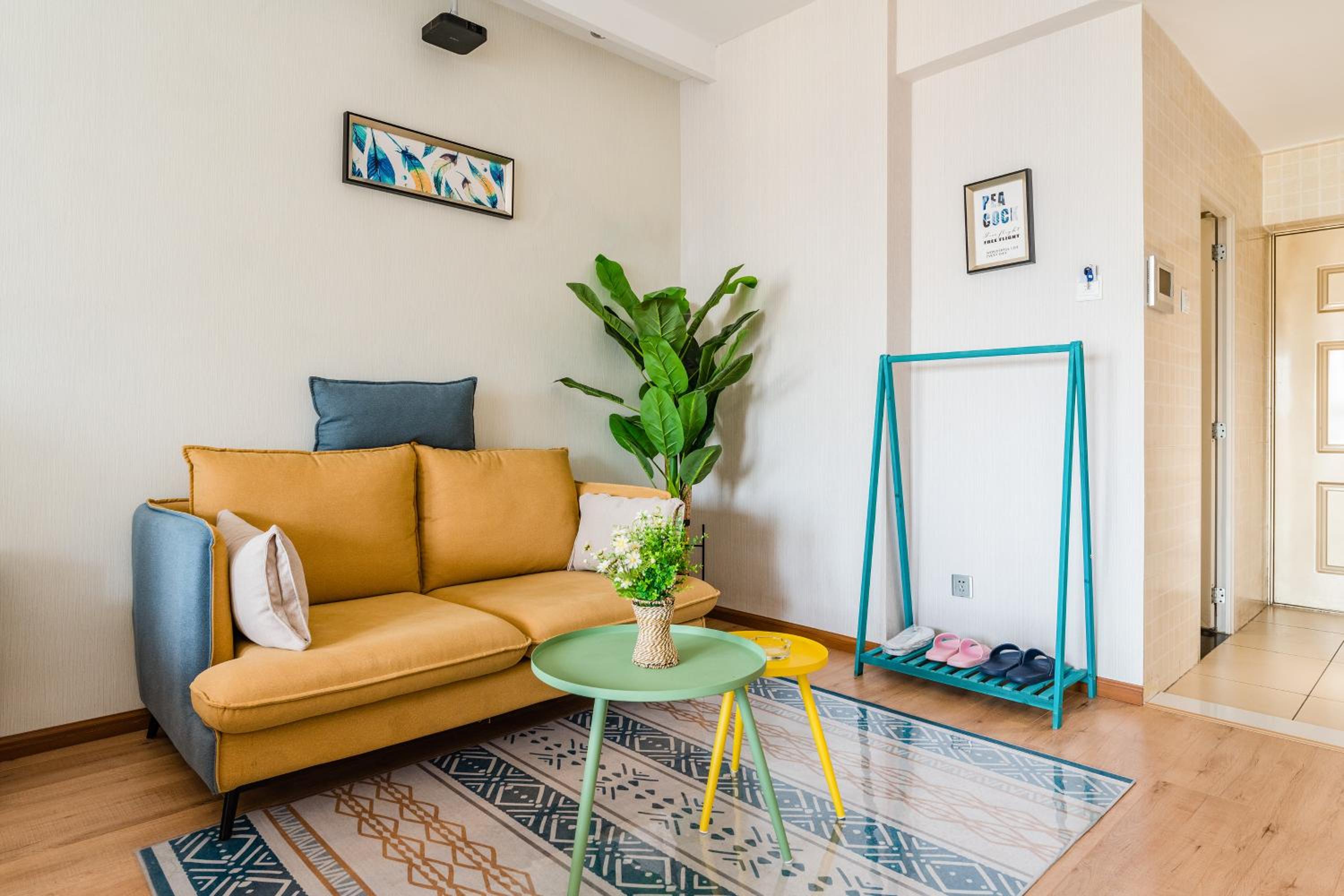Kunming Qicaimen Shangpin Apartment