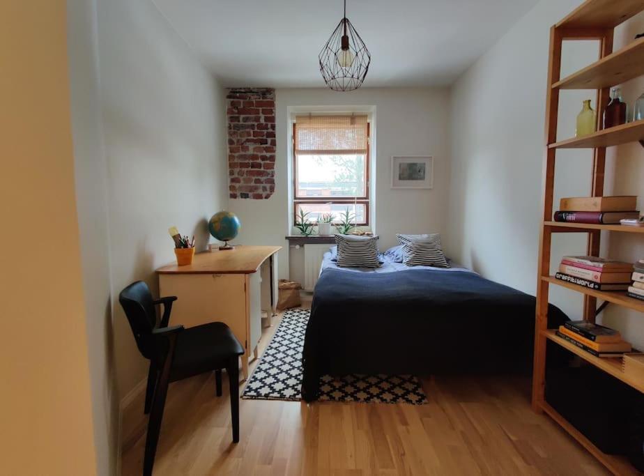 Cosy city apartment - two bedrooms, sauna and free parking, Wi-Fi