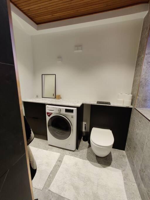 Cosy city apartment - two bedrooms, sauna and free parking, Wi-Fi