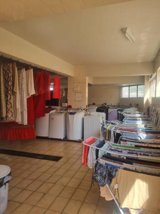 Apto Confortável com 2 quartos em Batista Campos