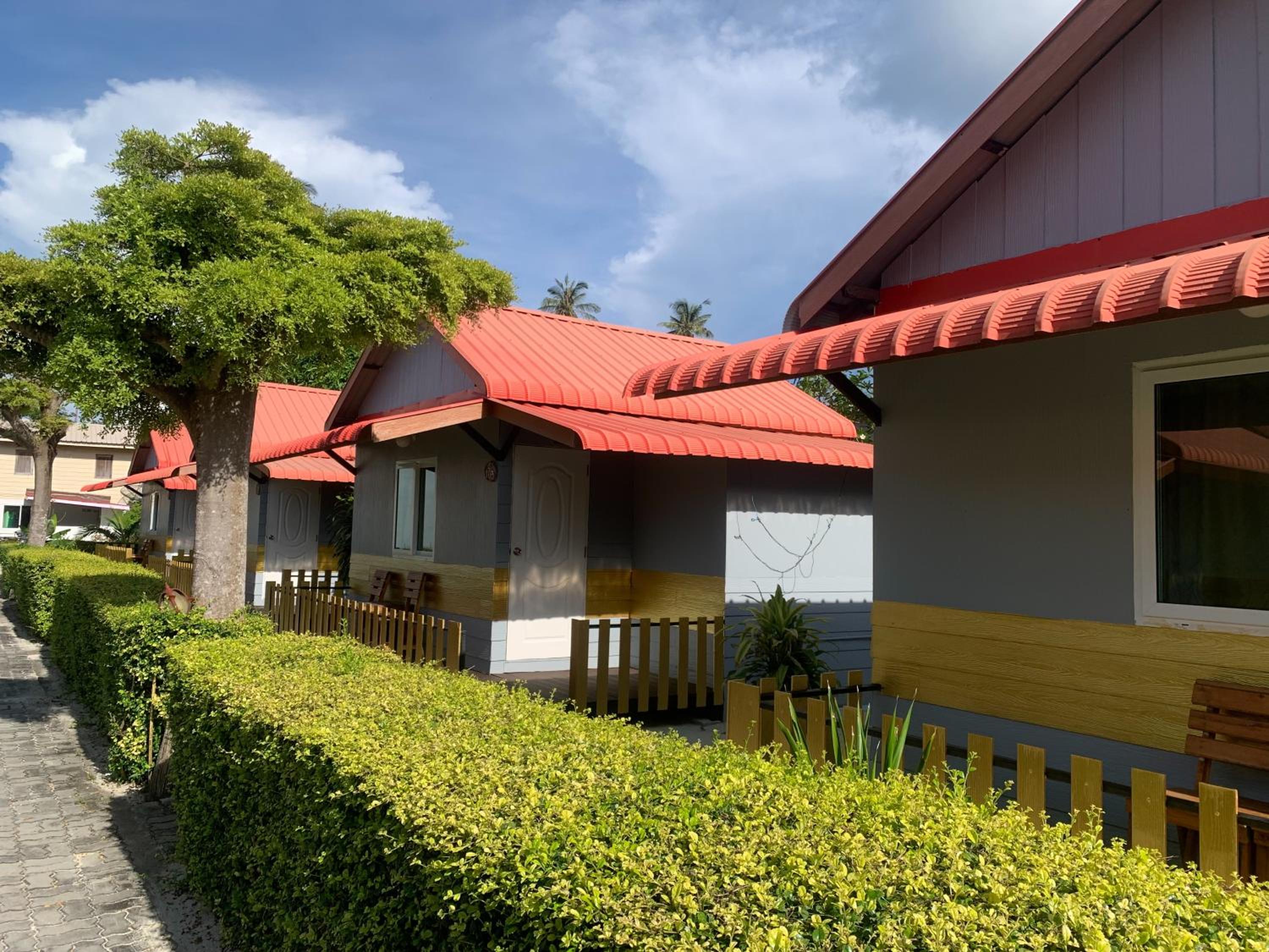 Phi Phi Ba Kao Bay Resort