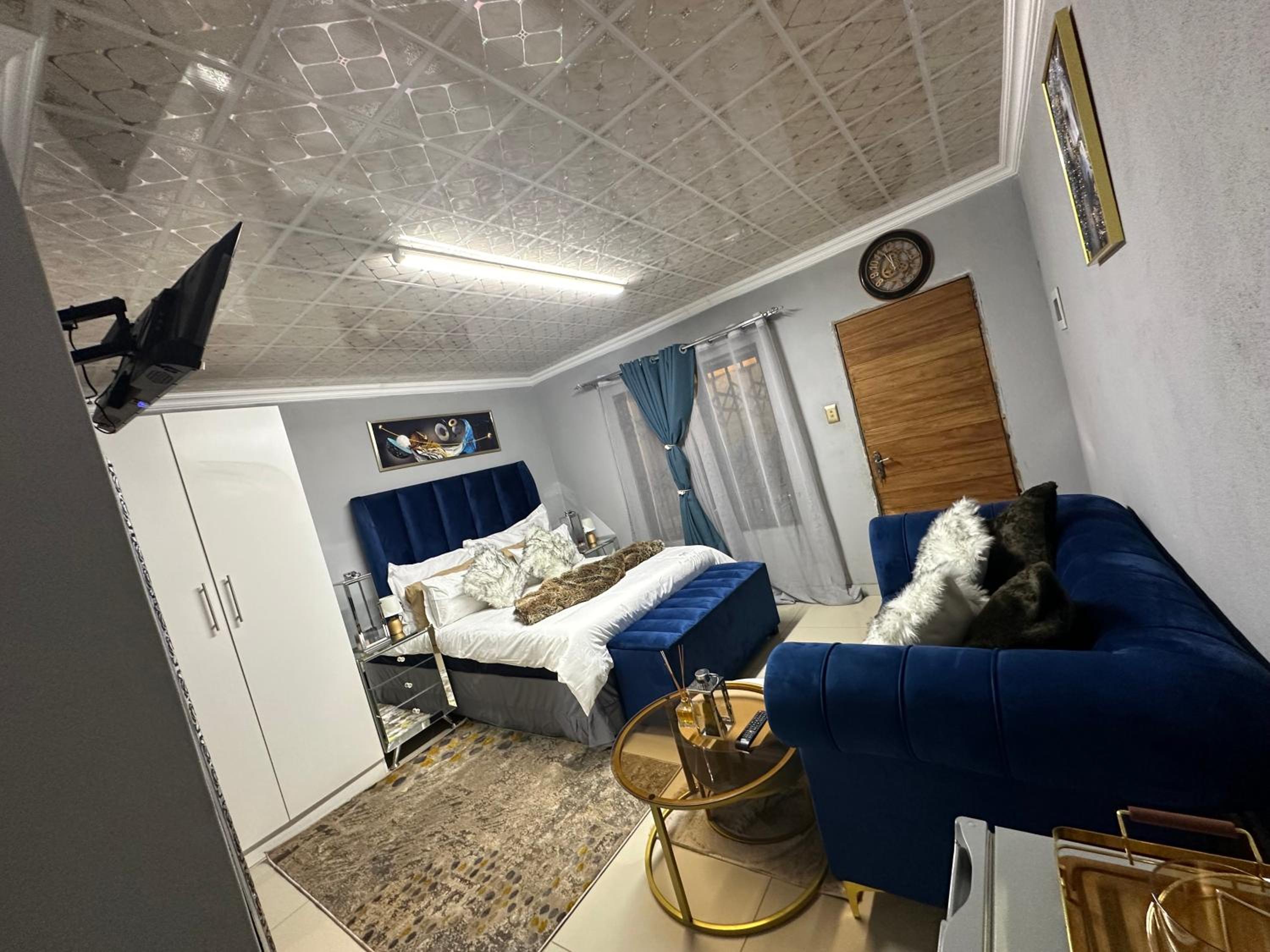 StayComfyGuesthouseByPunky
