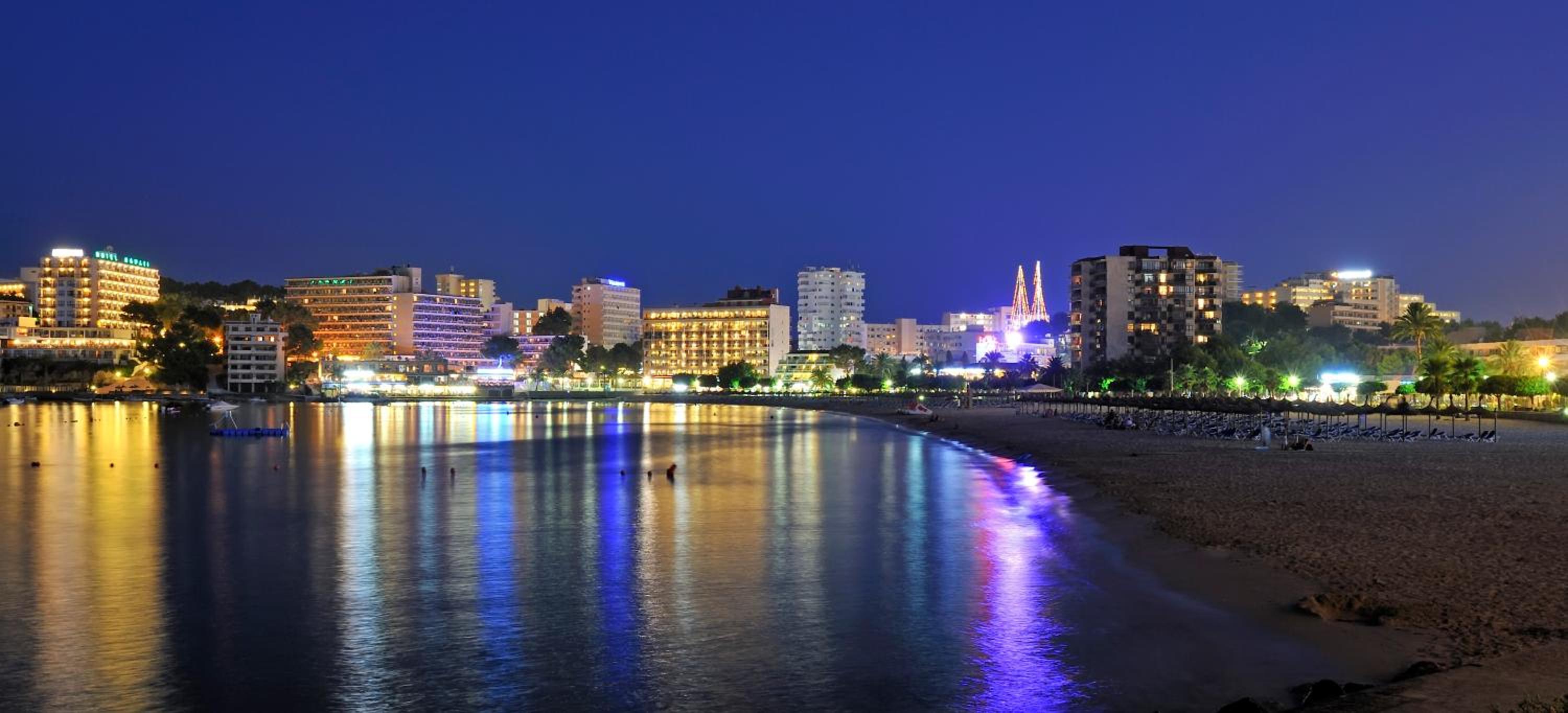 Marina Palmanova Apartamentos